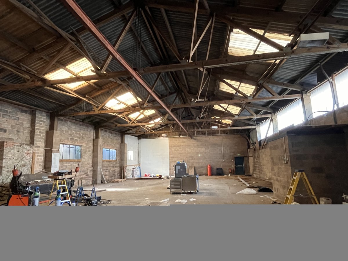 Industrial Unit in Moretonhampstead - photo 3