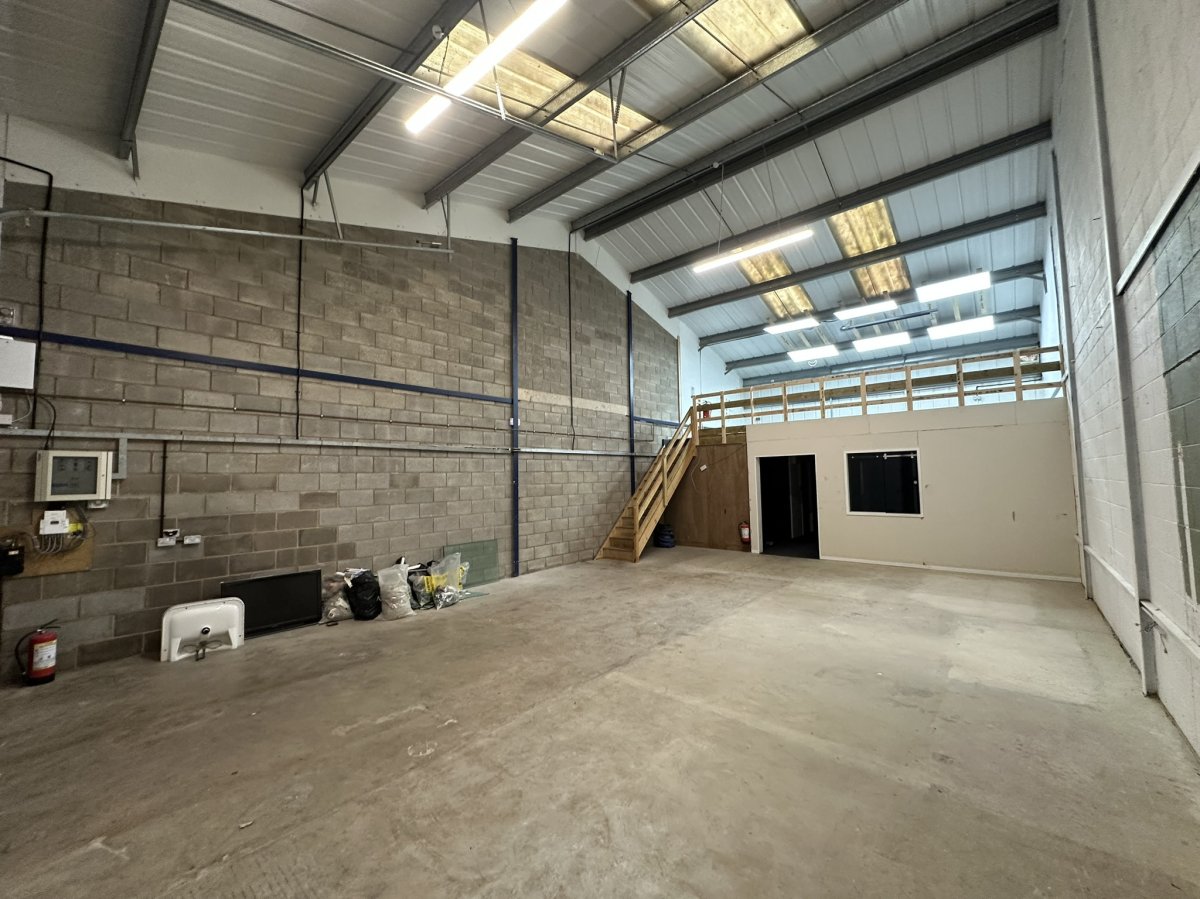 Industrial Unit in Liverton Business Park - photo 4