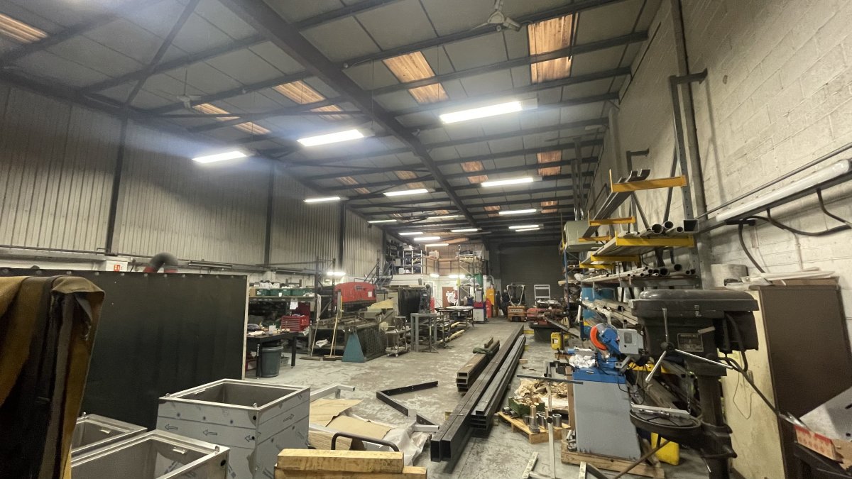 Industrial Unit in Warwick - photo 3