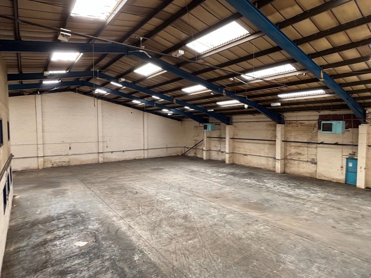 Industrial Unit in Leicester - photo 2