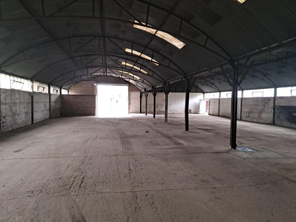 Industrial Unit in Bedford - photo 4