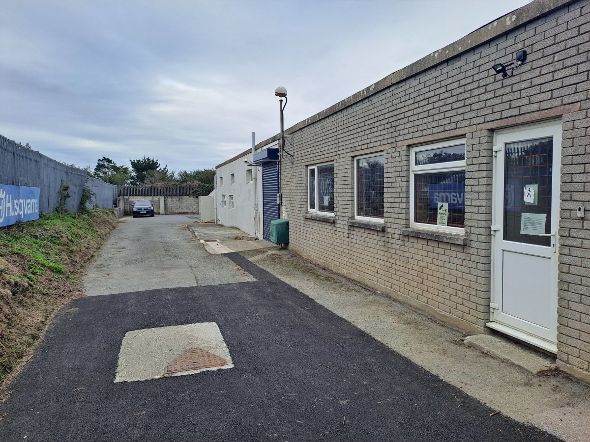Industrial Unit in Helston - photo 3
