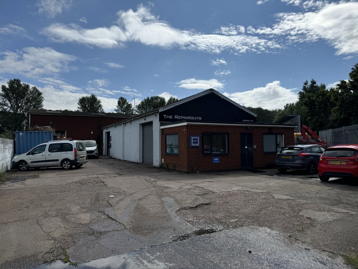 Industrial Unit in Exeter - photo 3