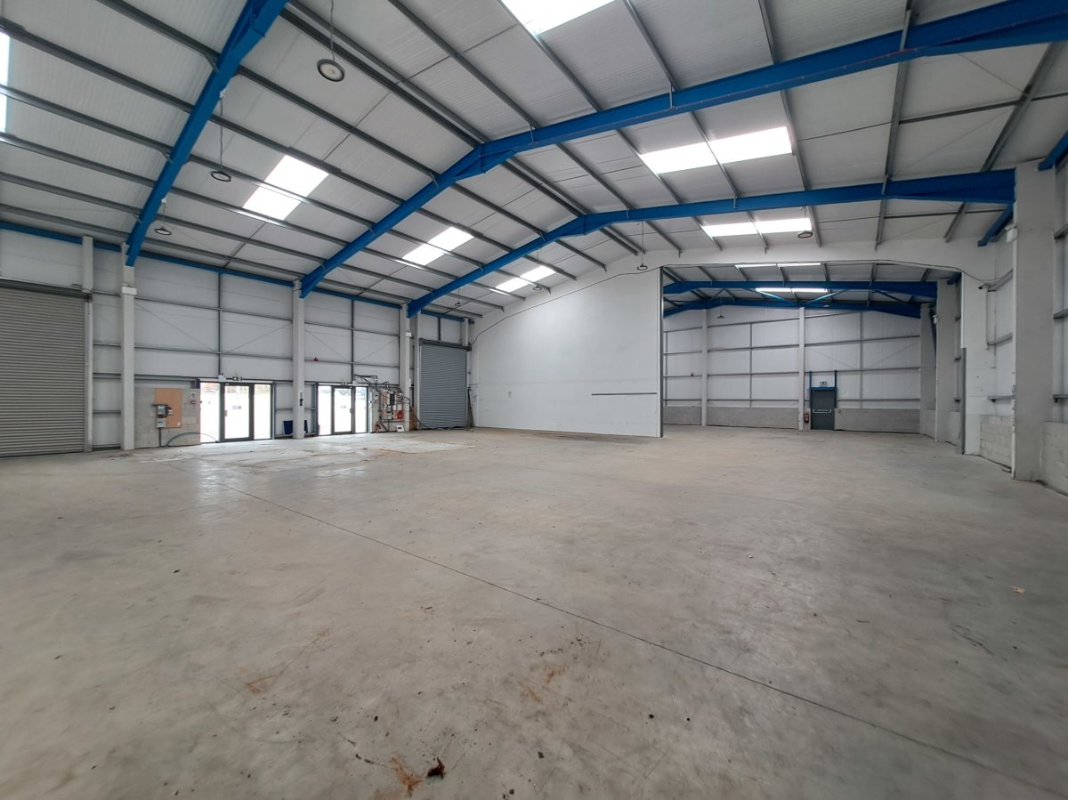 Industrial Unit in Truro - photo 2