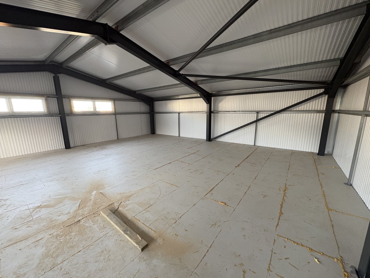 Industrial Unit in Hythe - photo 3