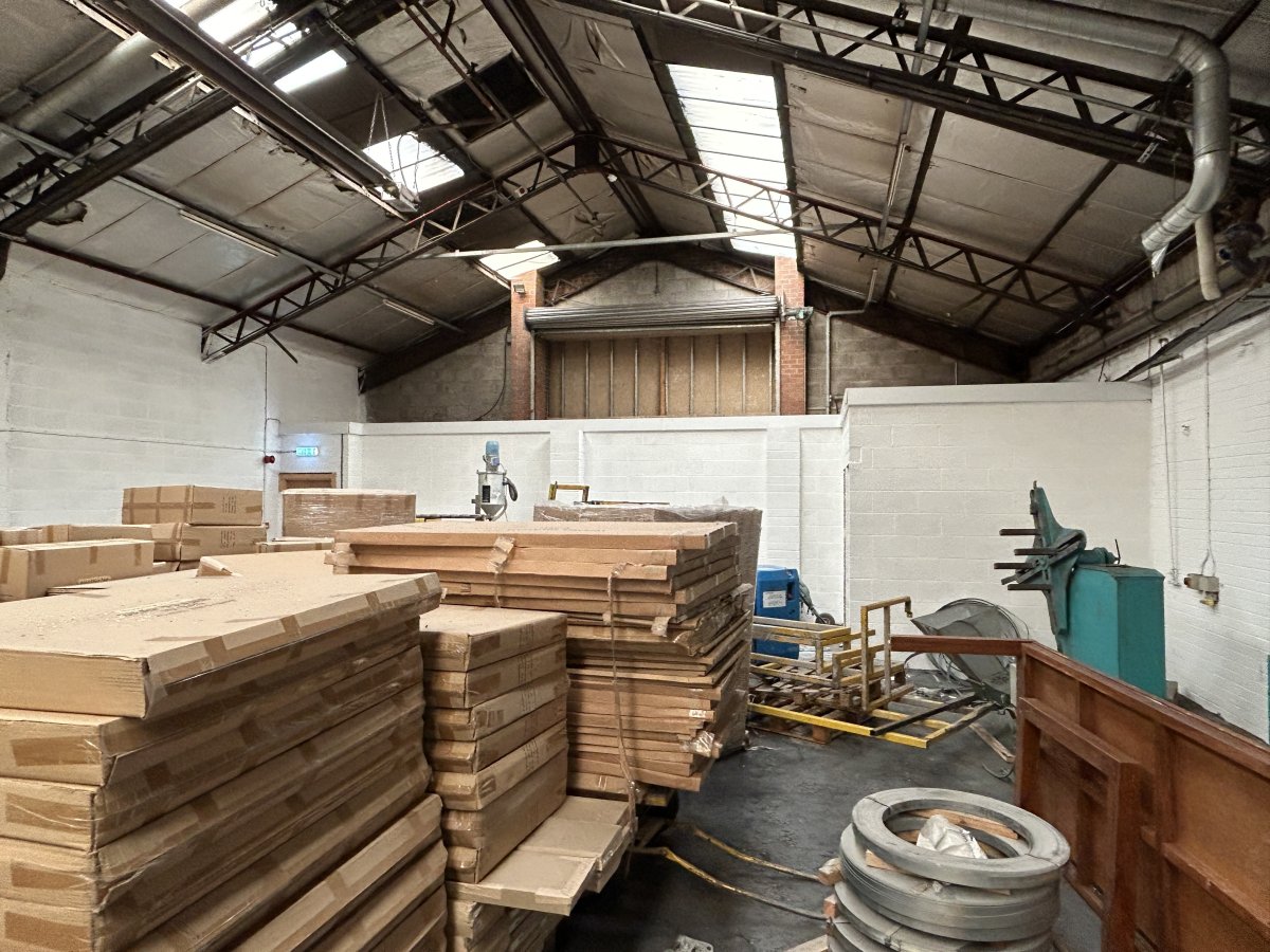 Industrial Unit in Broadheath - photo 4