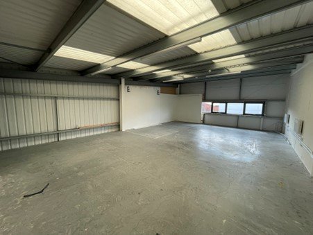 Industrial Unit in Cheetham Hill - photo 4