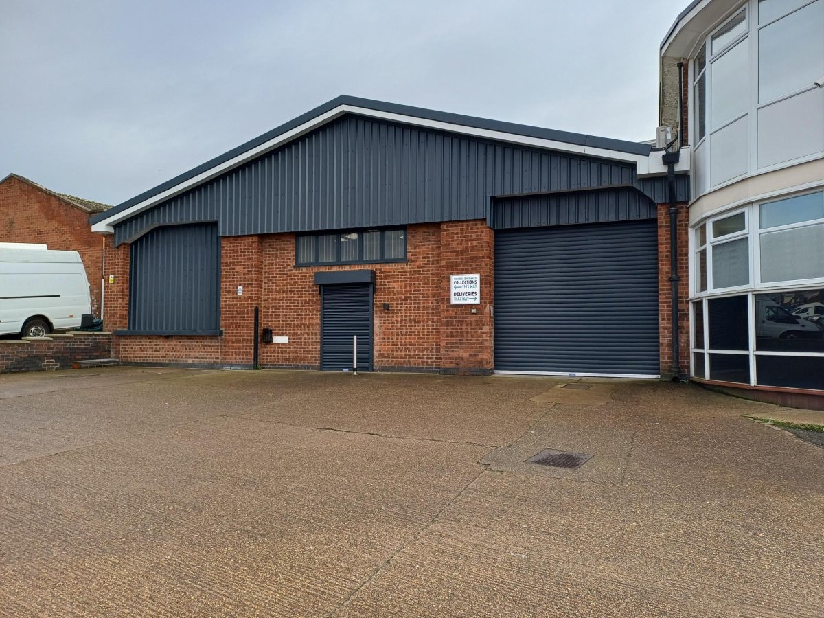 Industrial Unit in Leicester - photo 2
