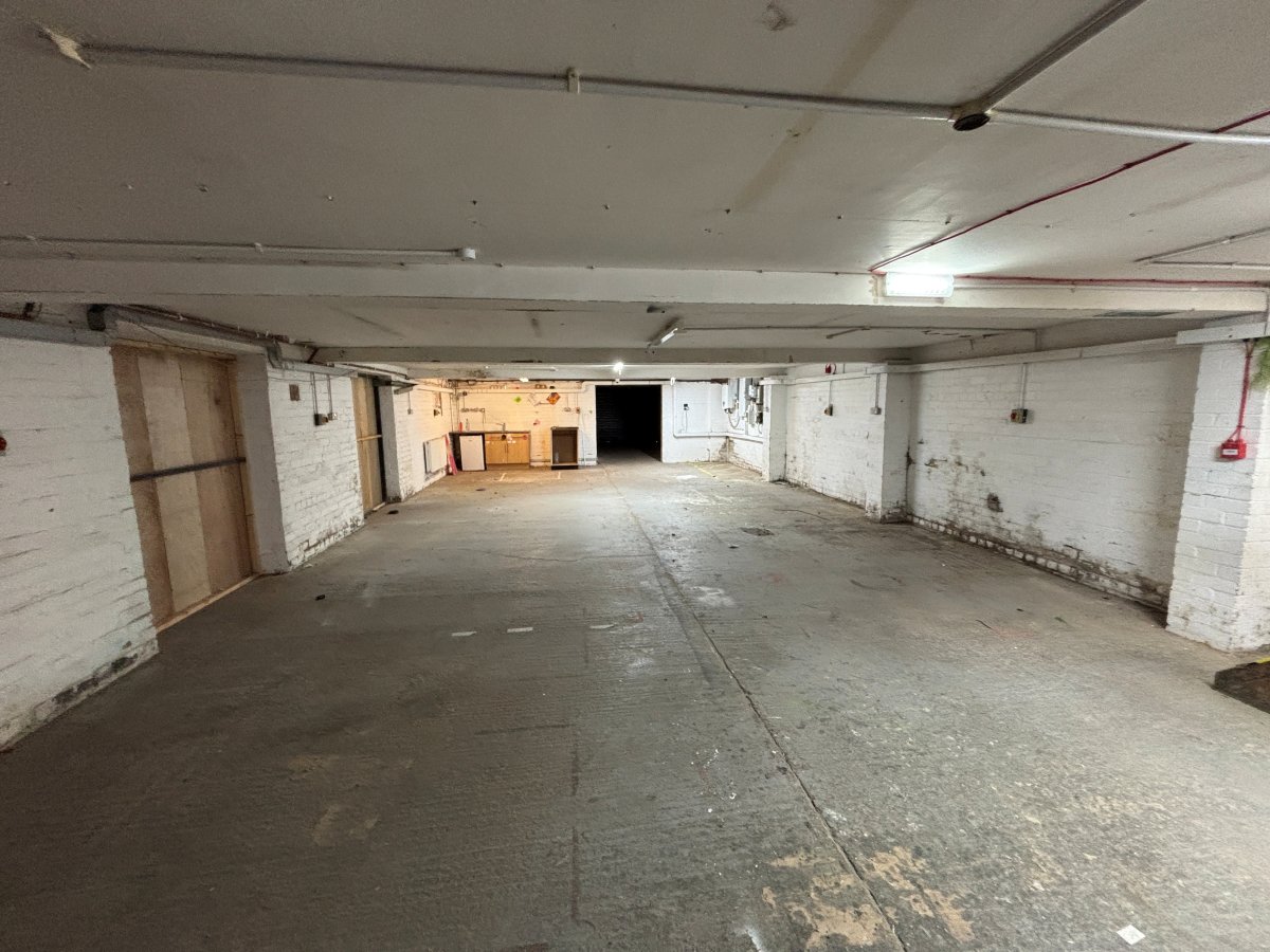 Industrial Unit in Leicester - photo 4
