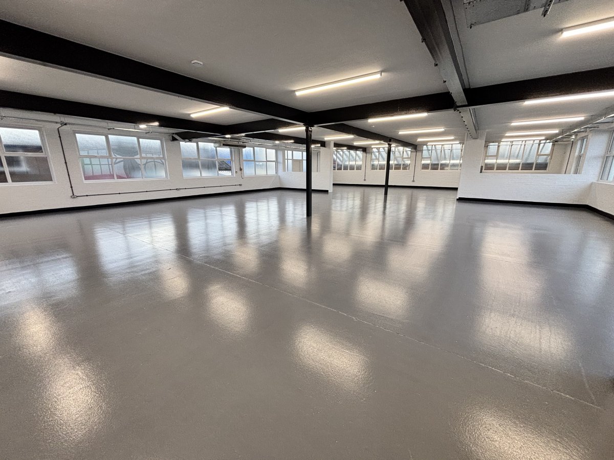 Industrial Unit in Oadby - photo 2