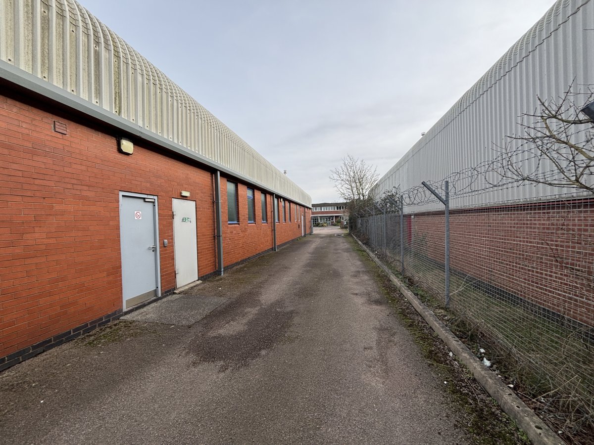 Industrial Unit in Fleckney - photo 3