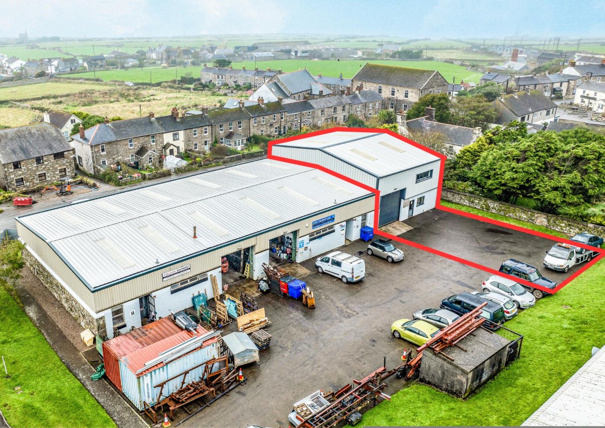 Industrial Unit in Pendeen - photo 3