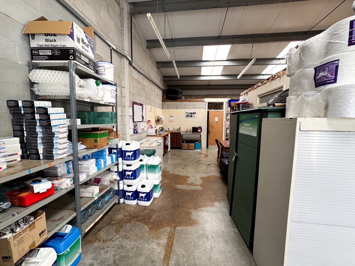 Industrial Unit in Bodmin - photo 4