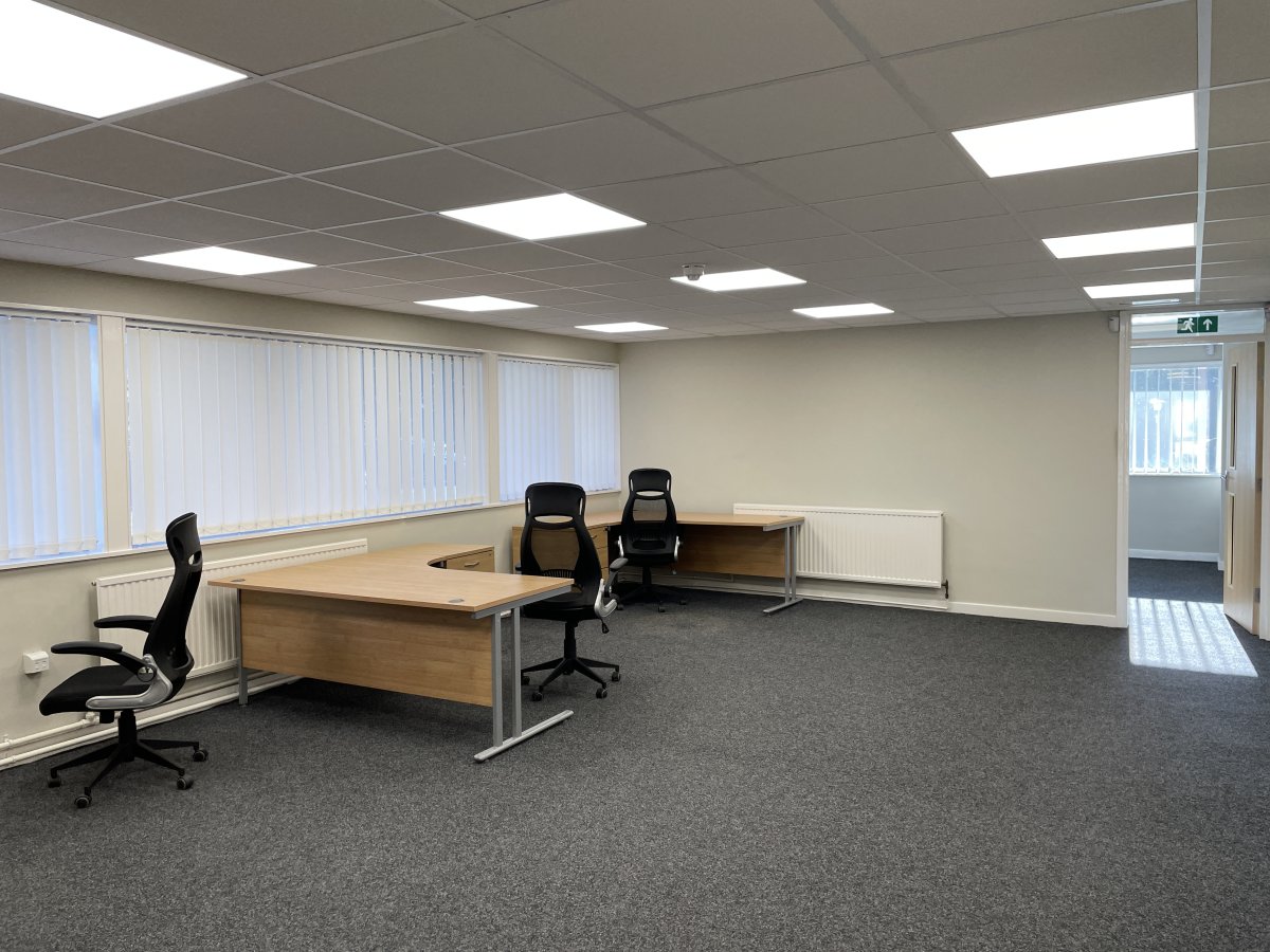 Industrial Unit in Knaresborough - photo 4