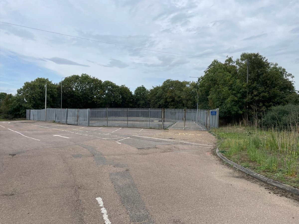 Industrial Unit in Hatfield - photo 4