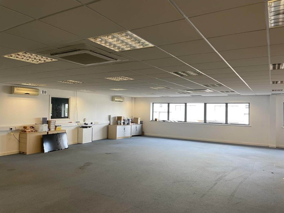 Industrial Unit in Frome - photo 4