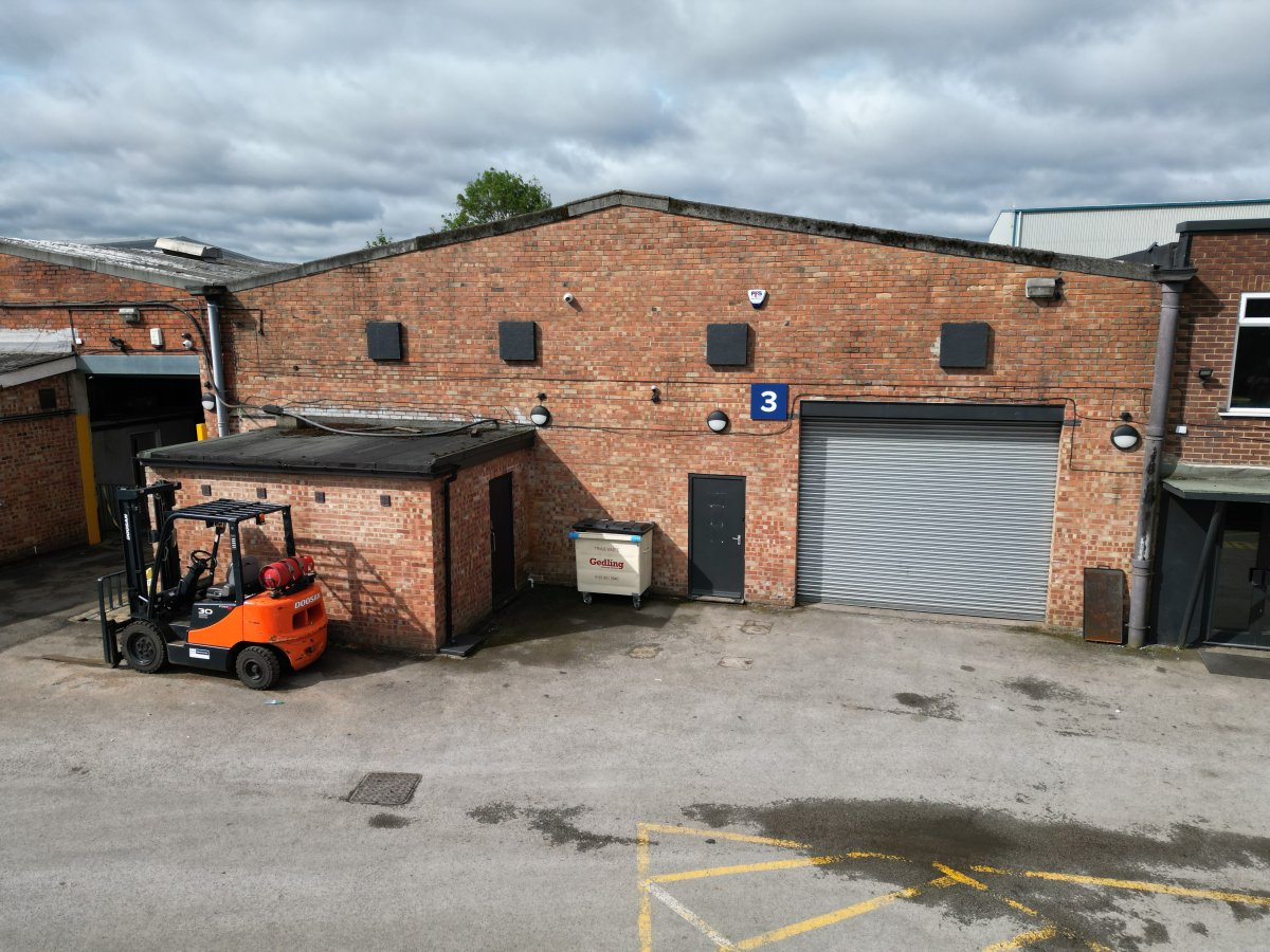 Industrial Unit in Nottingham - photo 3