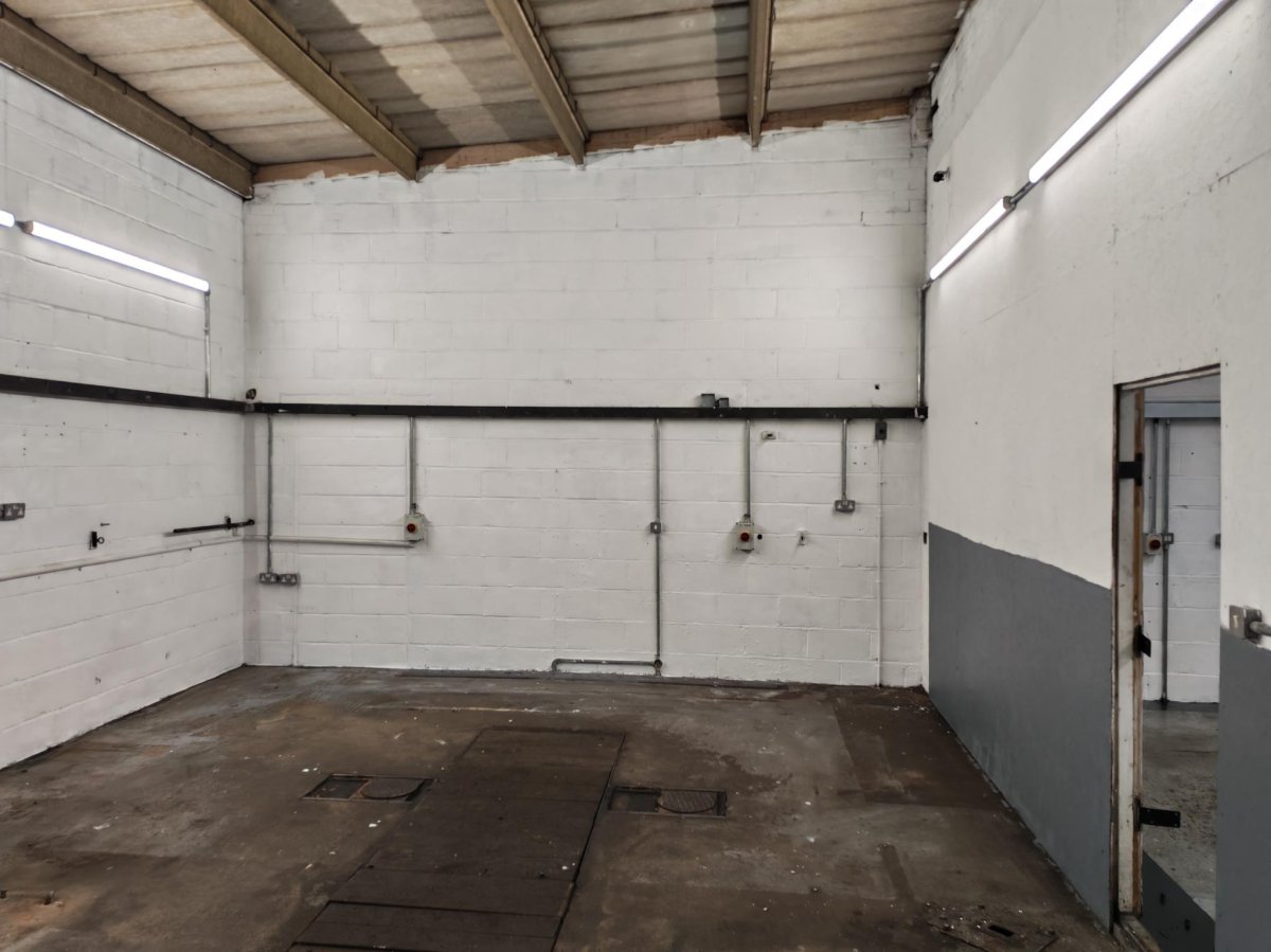 Industrial Unit in Lowestoft - photo 4