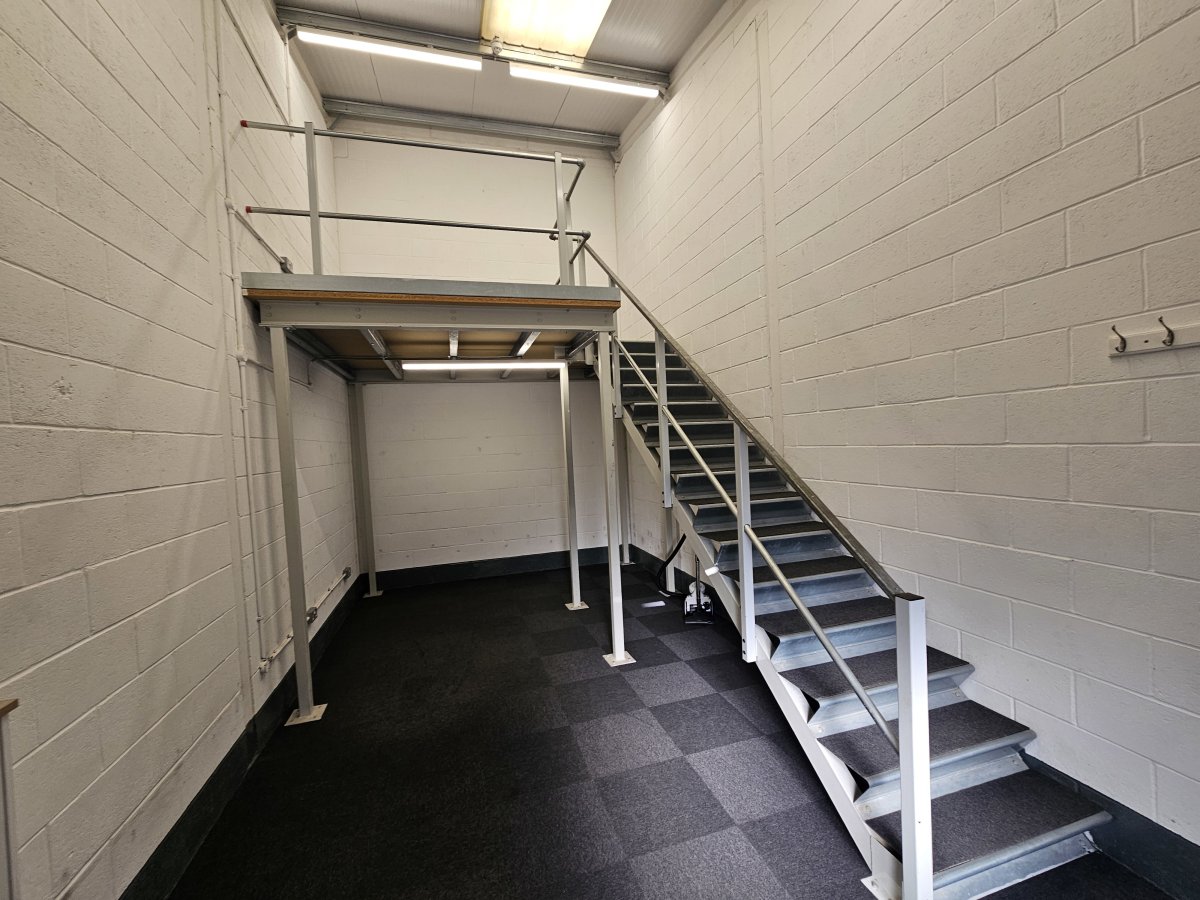 Industrial Unit in Rochester - photo 3