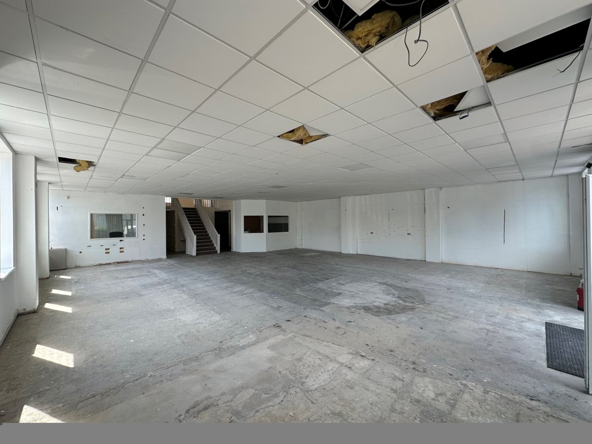 Industrial Unit in Marsh Barton Trading Estate - photo 4