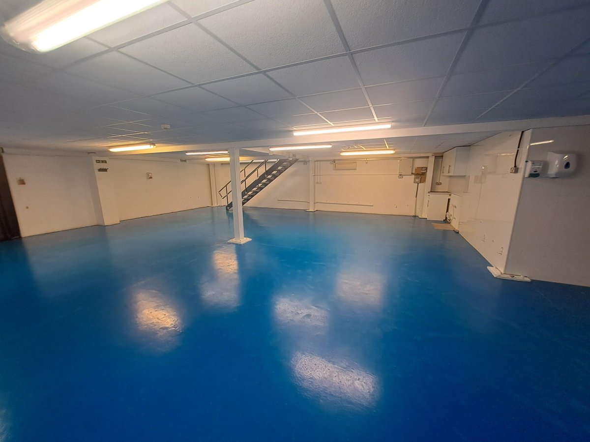 Industrial Unit in Bodmin - photo 3