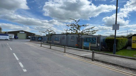 Industrial Unit in Uffculme - photo 2