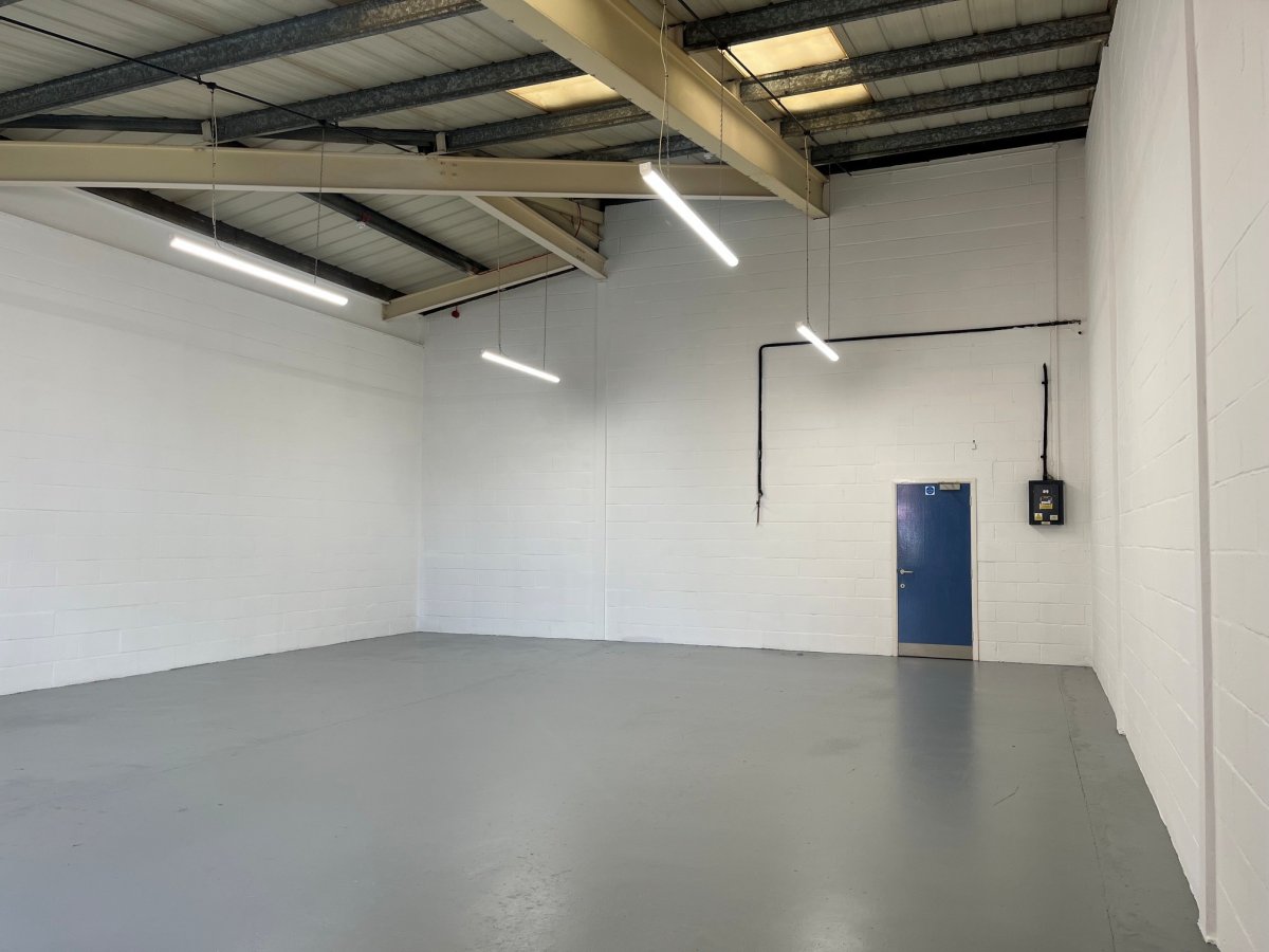 Industrial Unit in Letchworth - photo 2