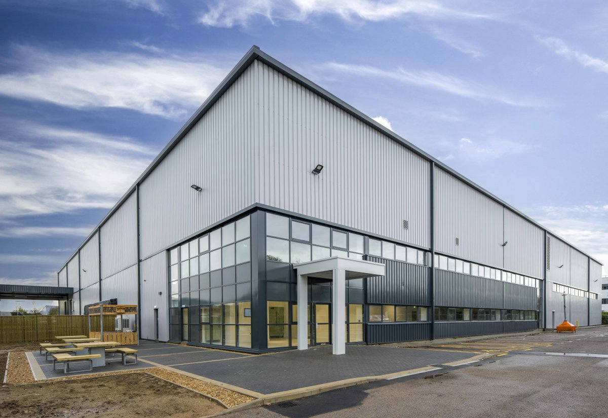Industrial Unit in Bicester - photo 3