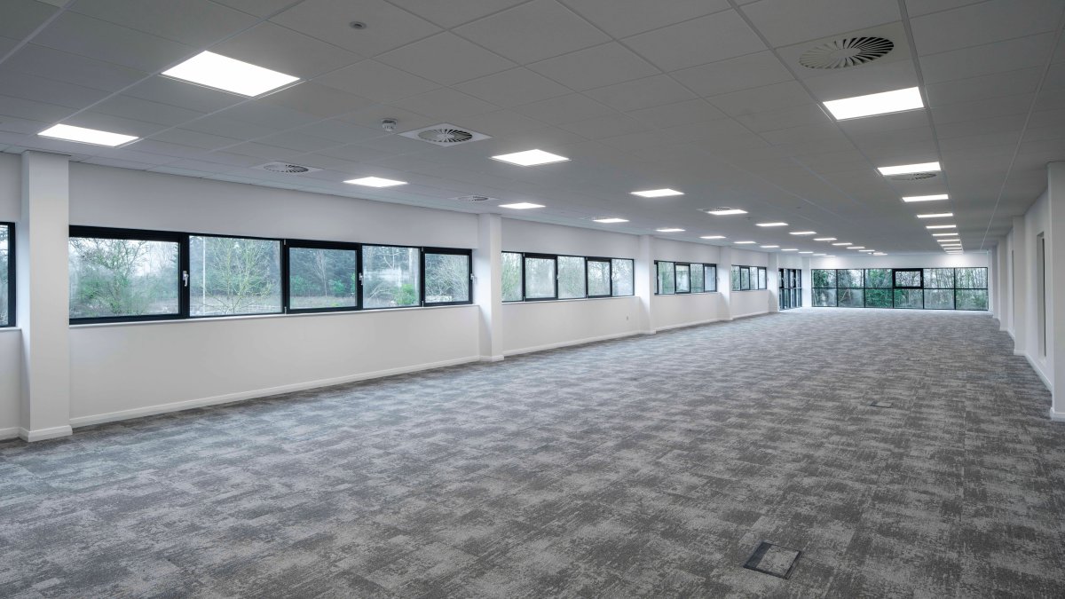 Industrial Unit in Bicester - photo 4
