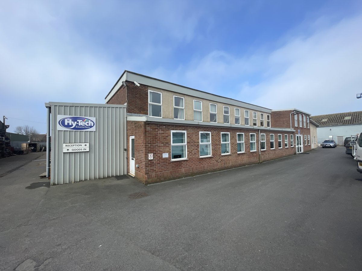 Industrial Unit in Highbridge - photo 2