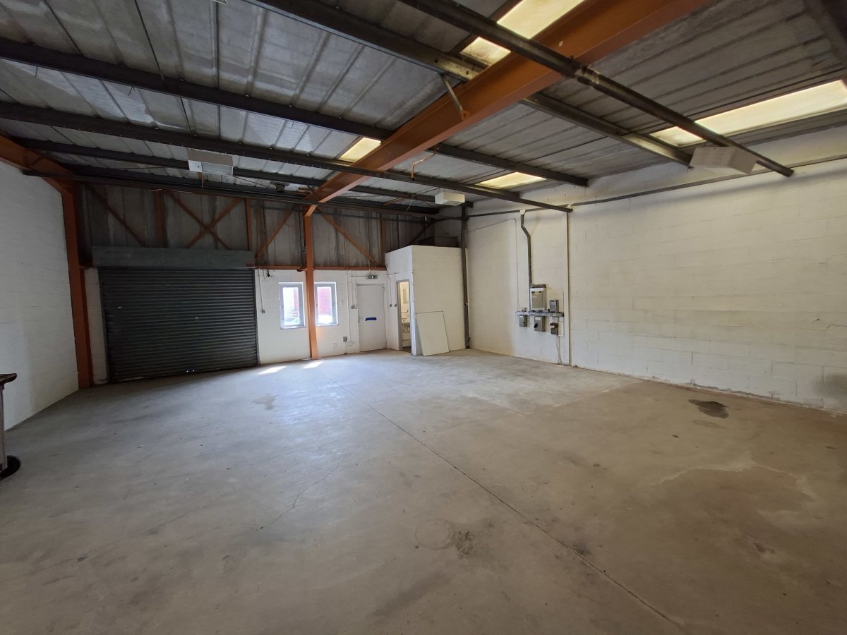 Industrial Unit in Stirling - photo 3