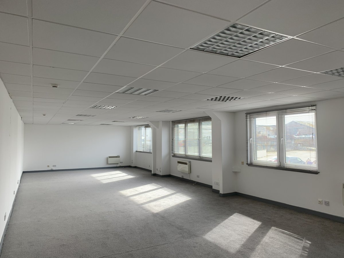 Industrial Unit in Aberdeen - photo 3