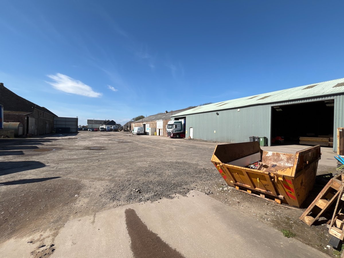 Industrial Unit in Panbride - photo 3