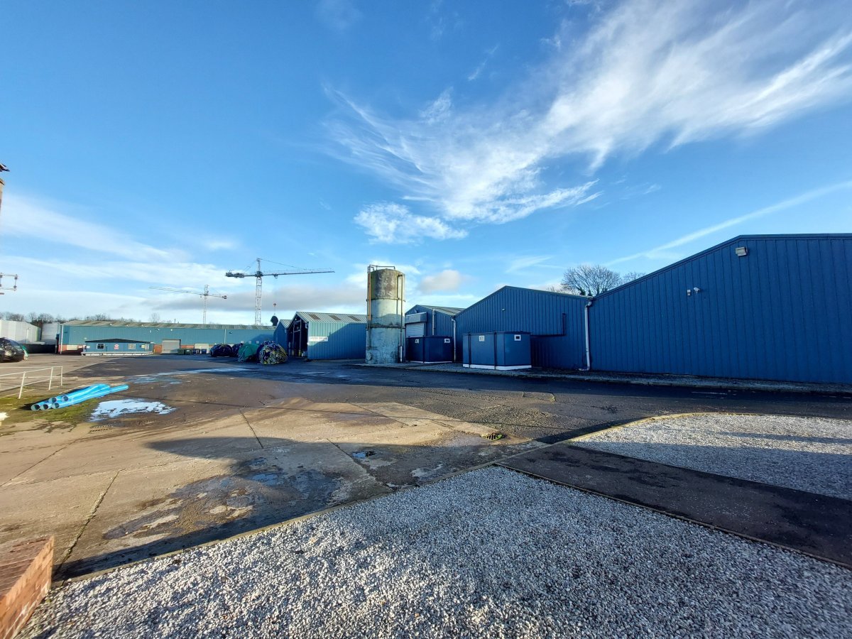 Industrial Unit in Kilmarnock - photo 4