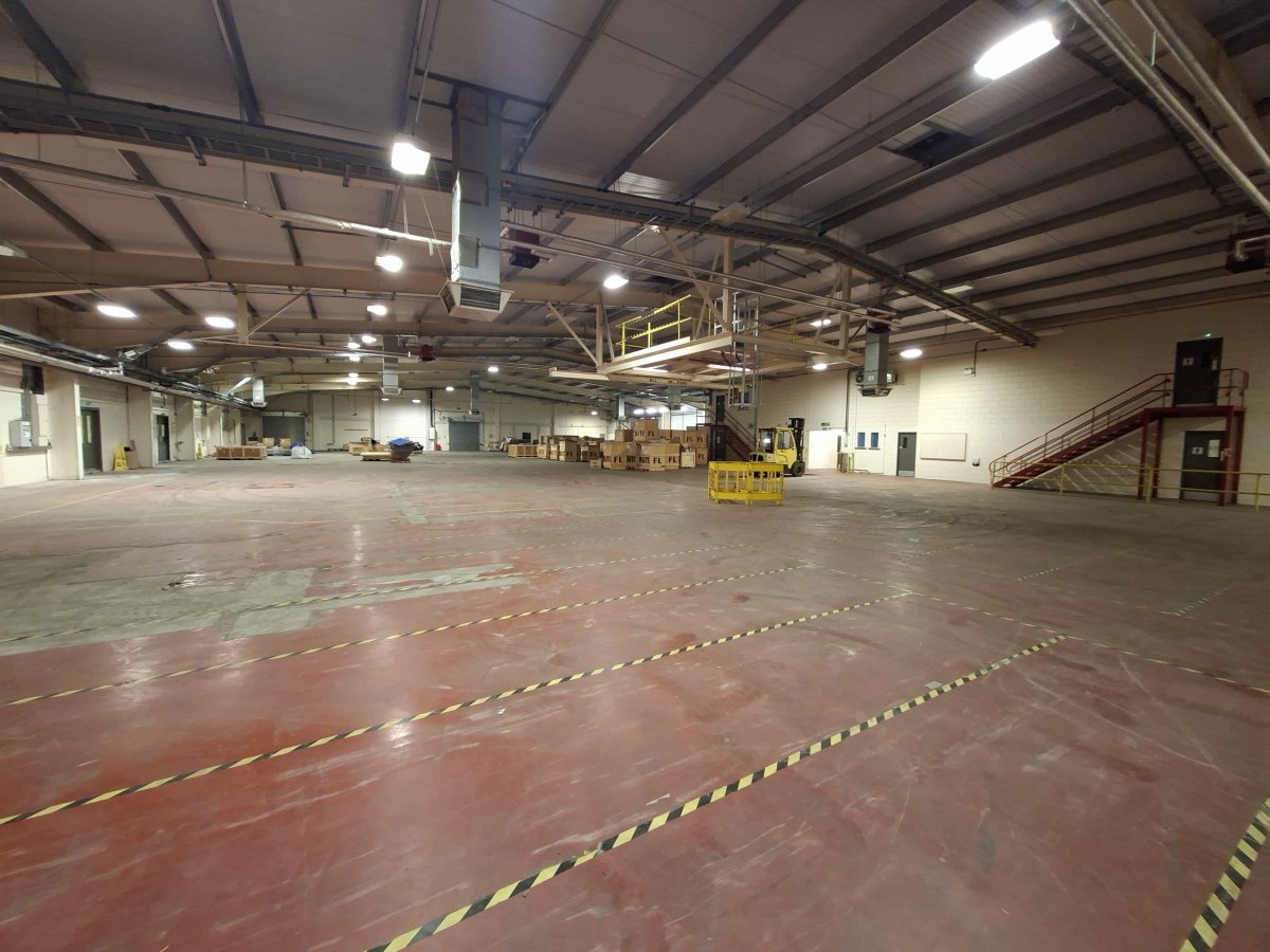 Industrial Unit in Alva - photo 2