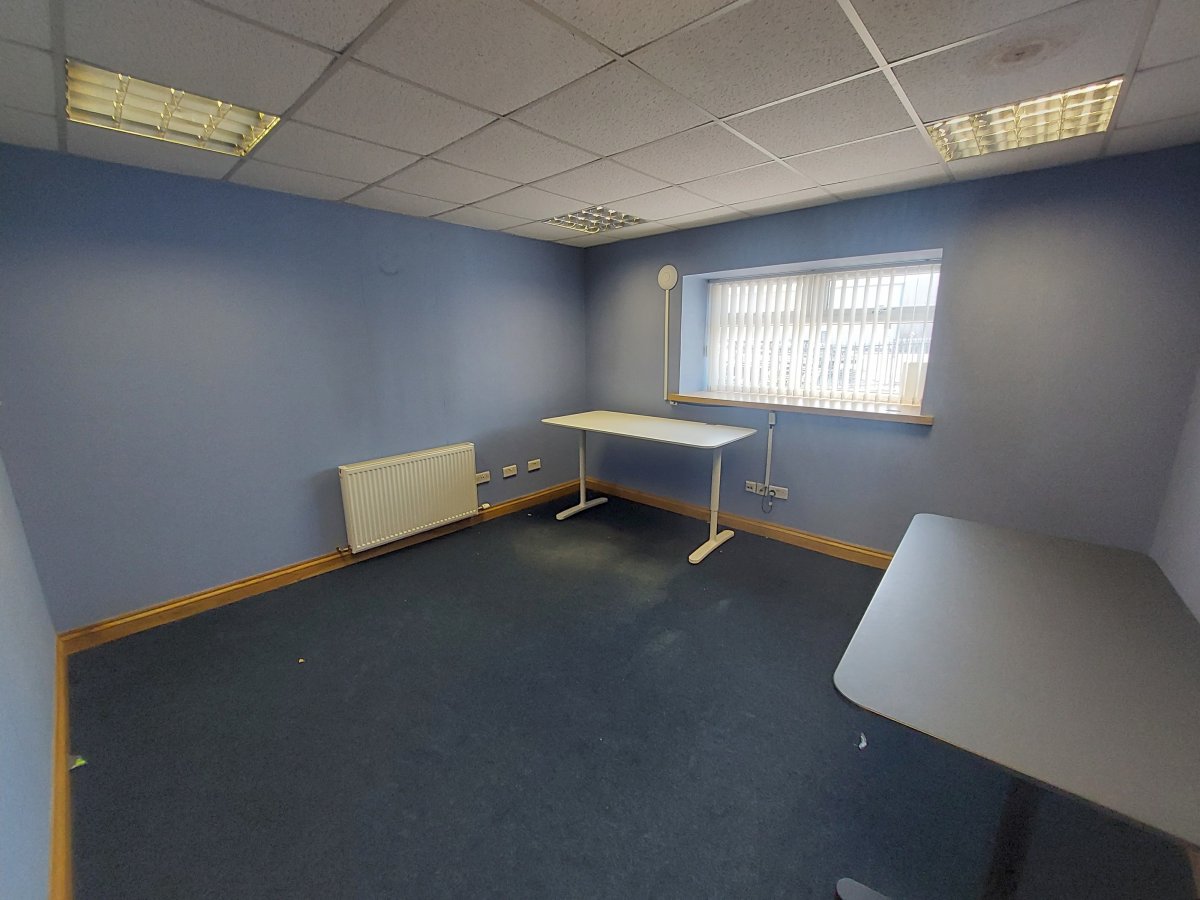 Industrial Unit in Falkirk - photo 4