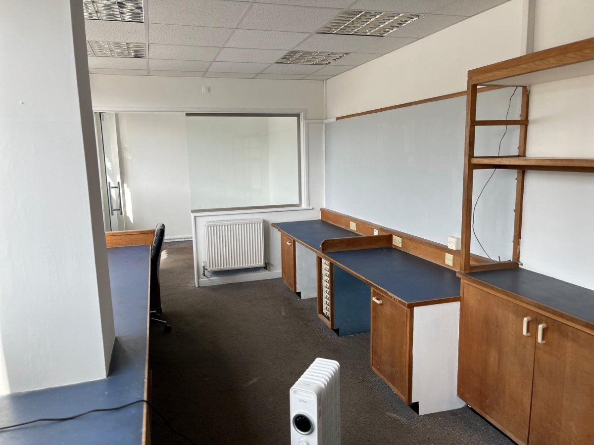 Industrial Unit in Okehampton - photo 3