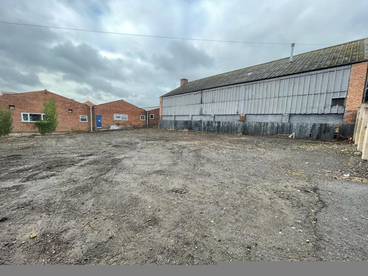 Industrial Unit in Barwell - photo 4