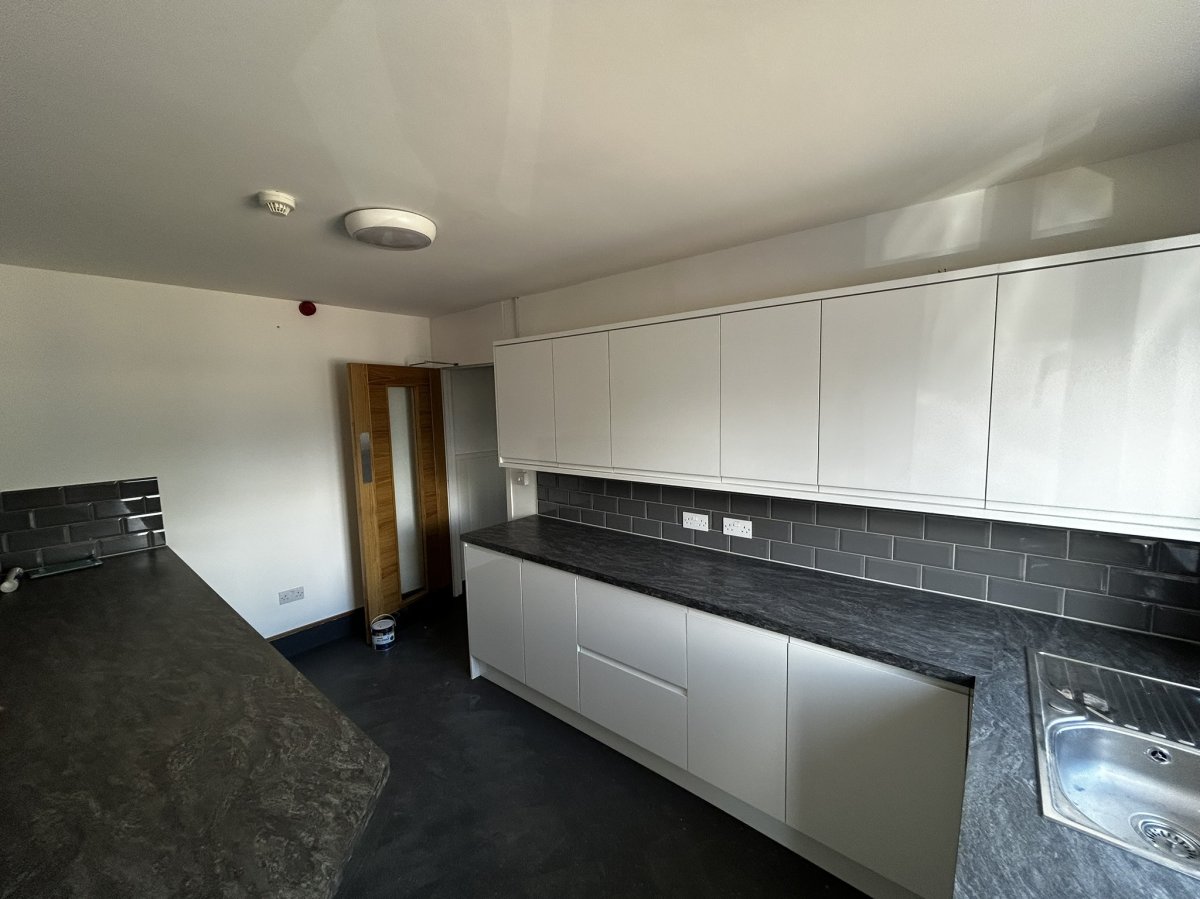 Industrial Unit in Exeter - photo 4