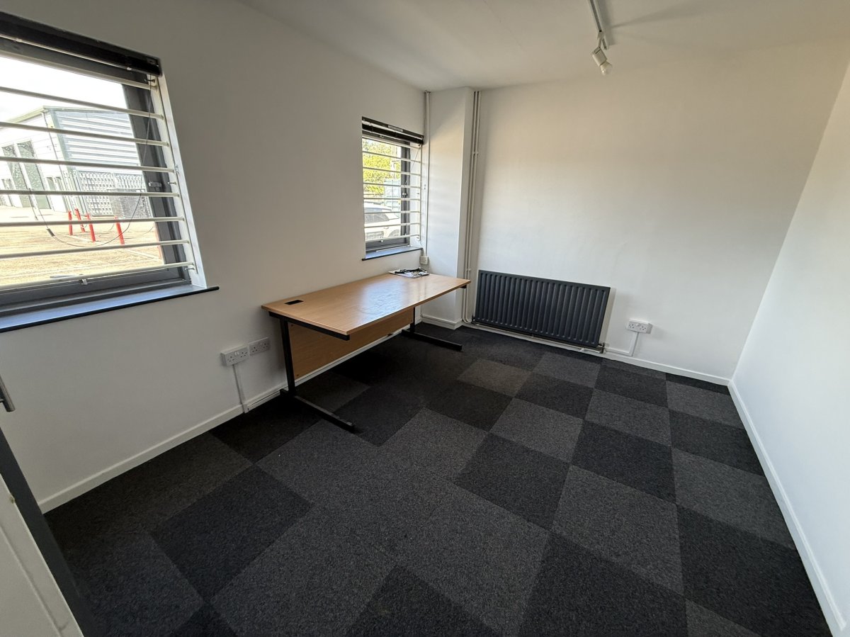 Industrial Unit in Barrow Upon Soar - photo 4