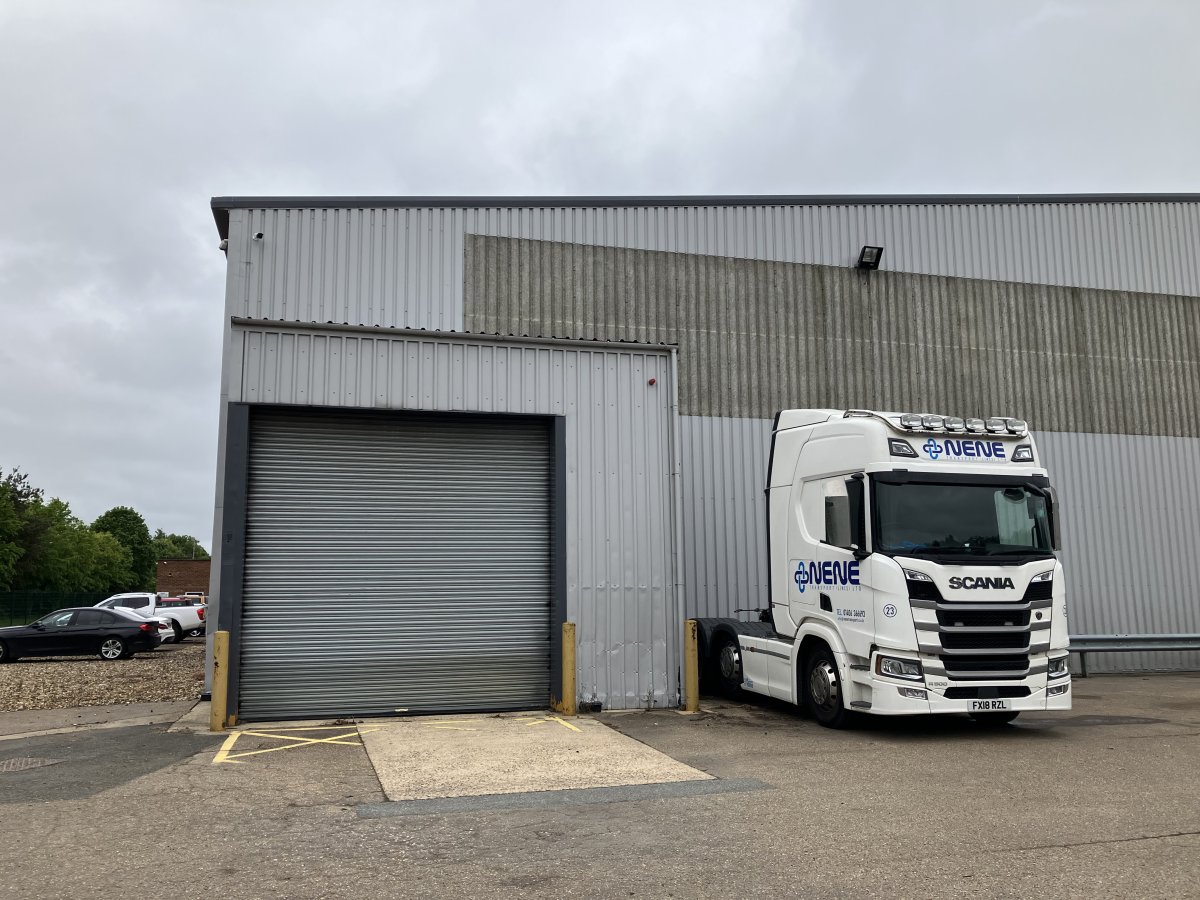 Industrial Unit in King's Lynn - photo 3