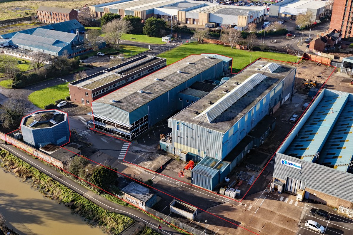 Industrial in Lincoln