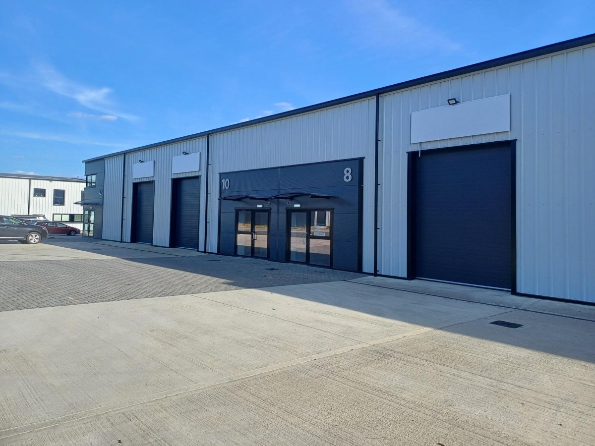 Industrial Unit in Peterborough - photo 2