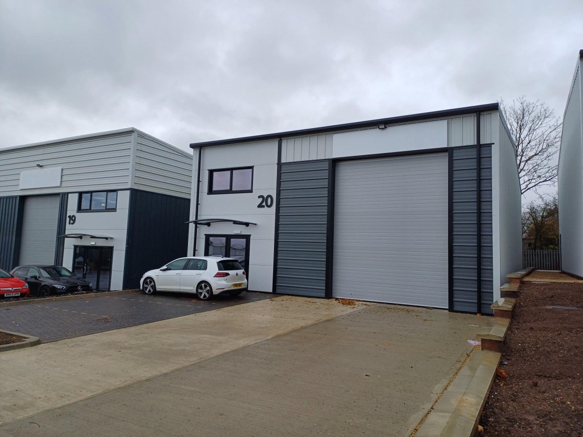 Industrial Unit in Peterborough - photo 2