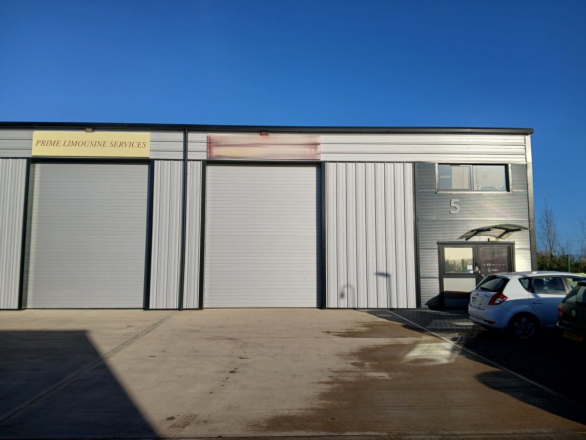 Industrial in Yaxley