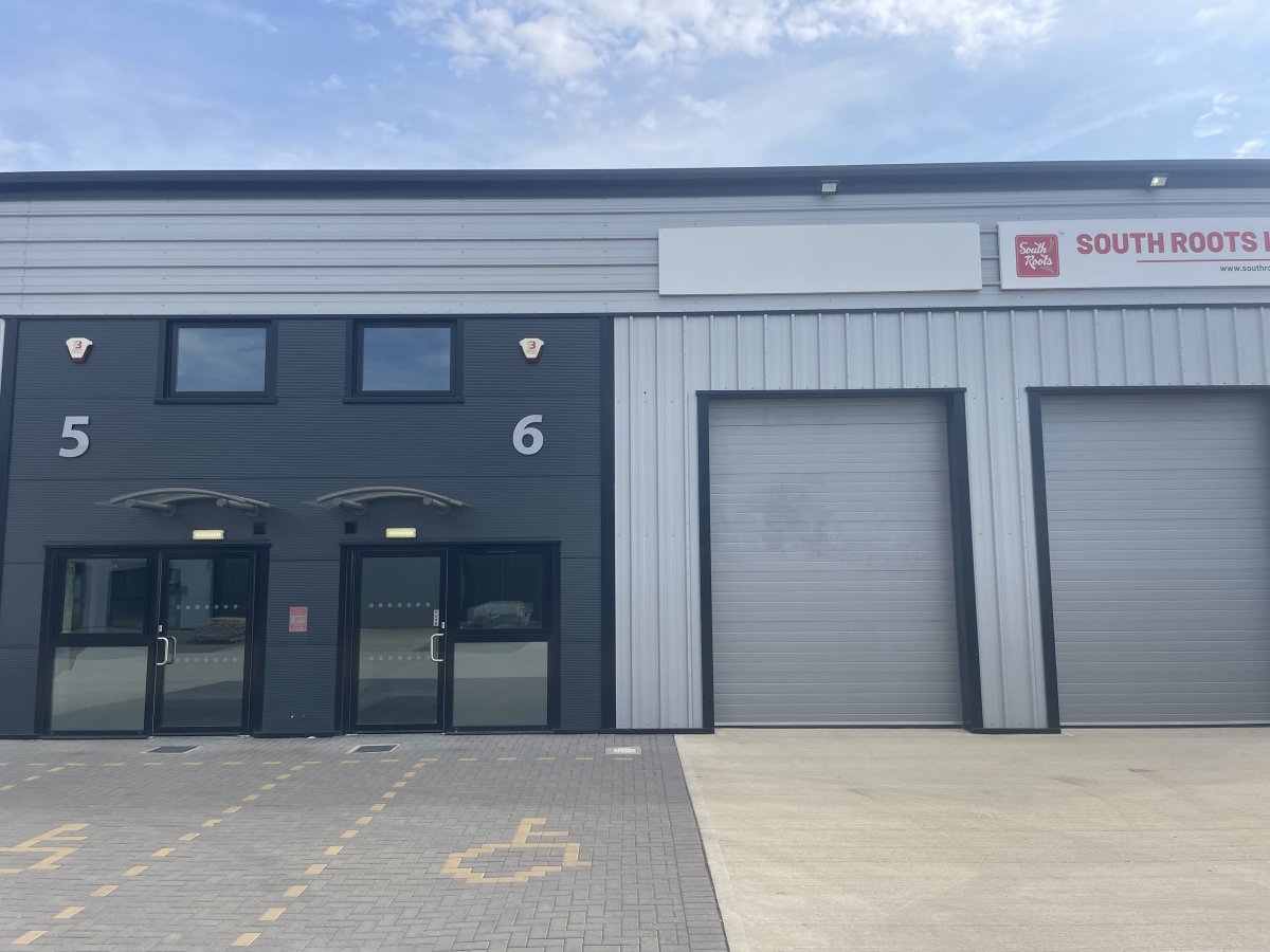 Industrial Unit in Yaxley - photo 2
