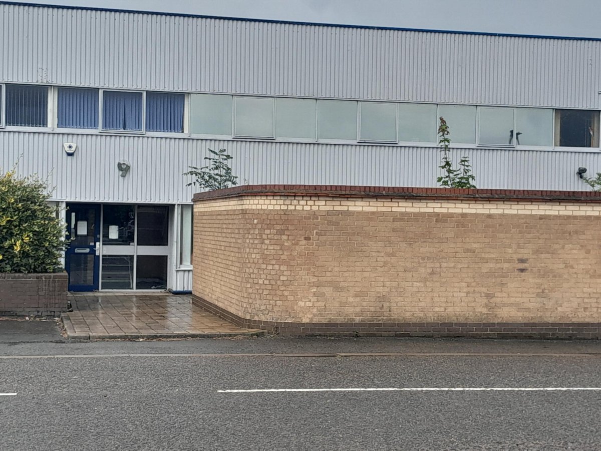 Industrial Unit in Peterborough - photo 2