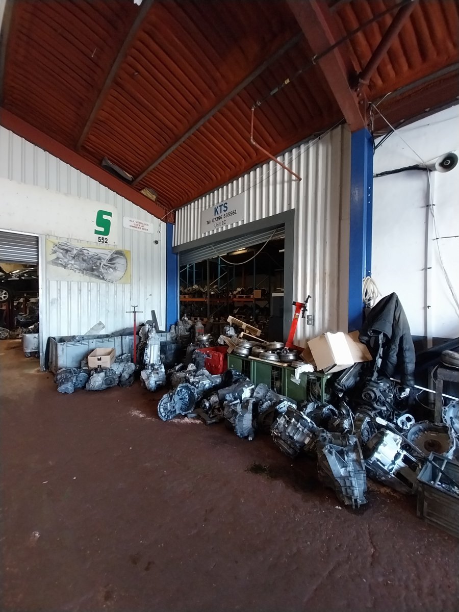 Industrial Unit in Bradford - photo 4