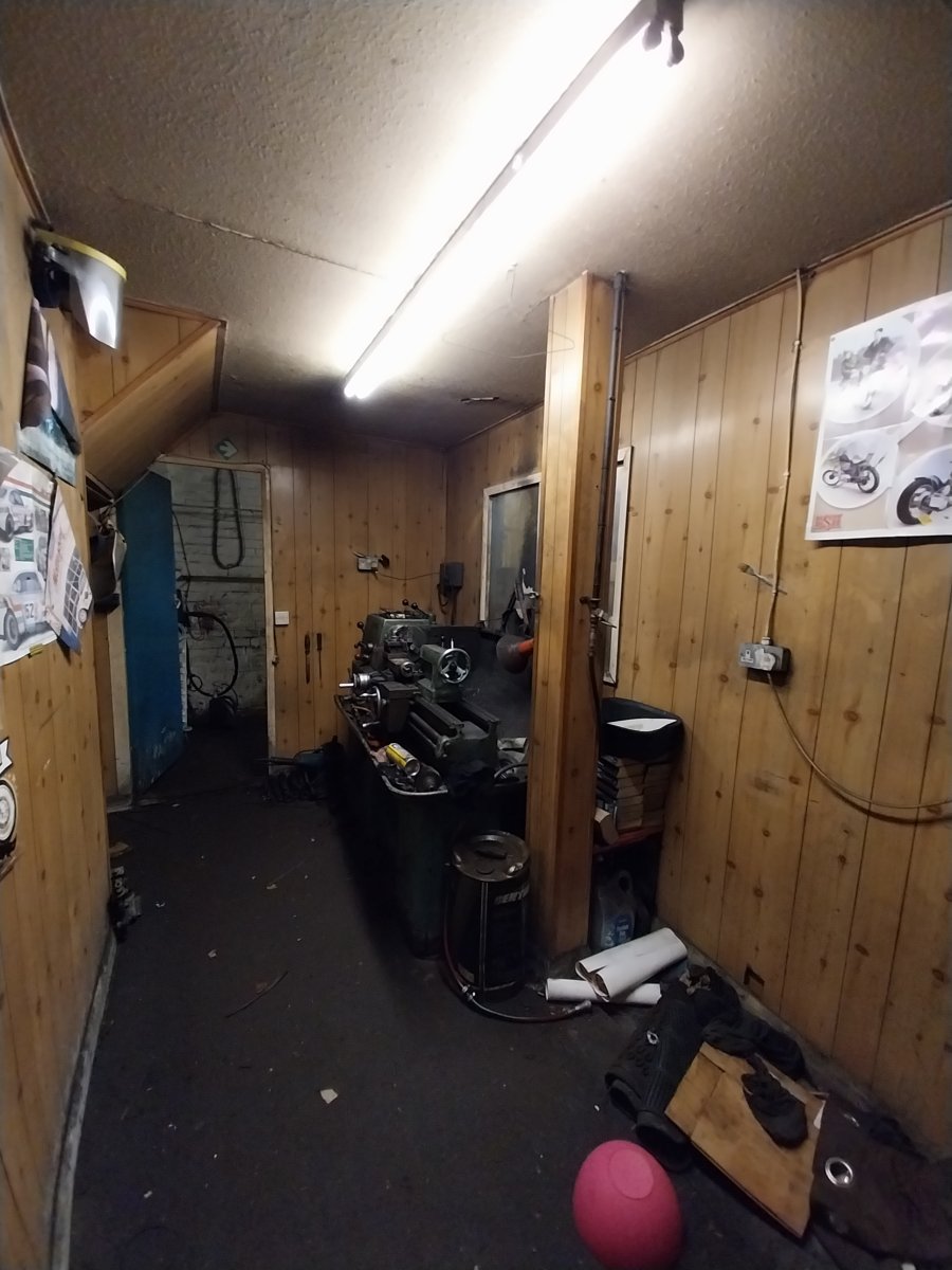 Industrial Unit in Bradford - photo 4