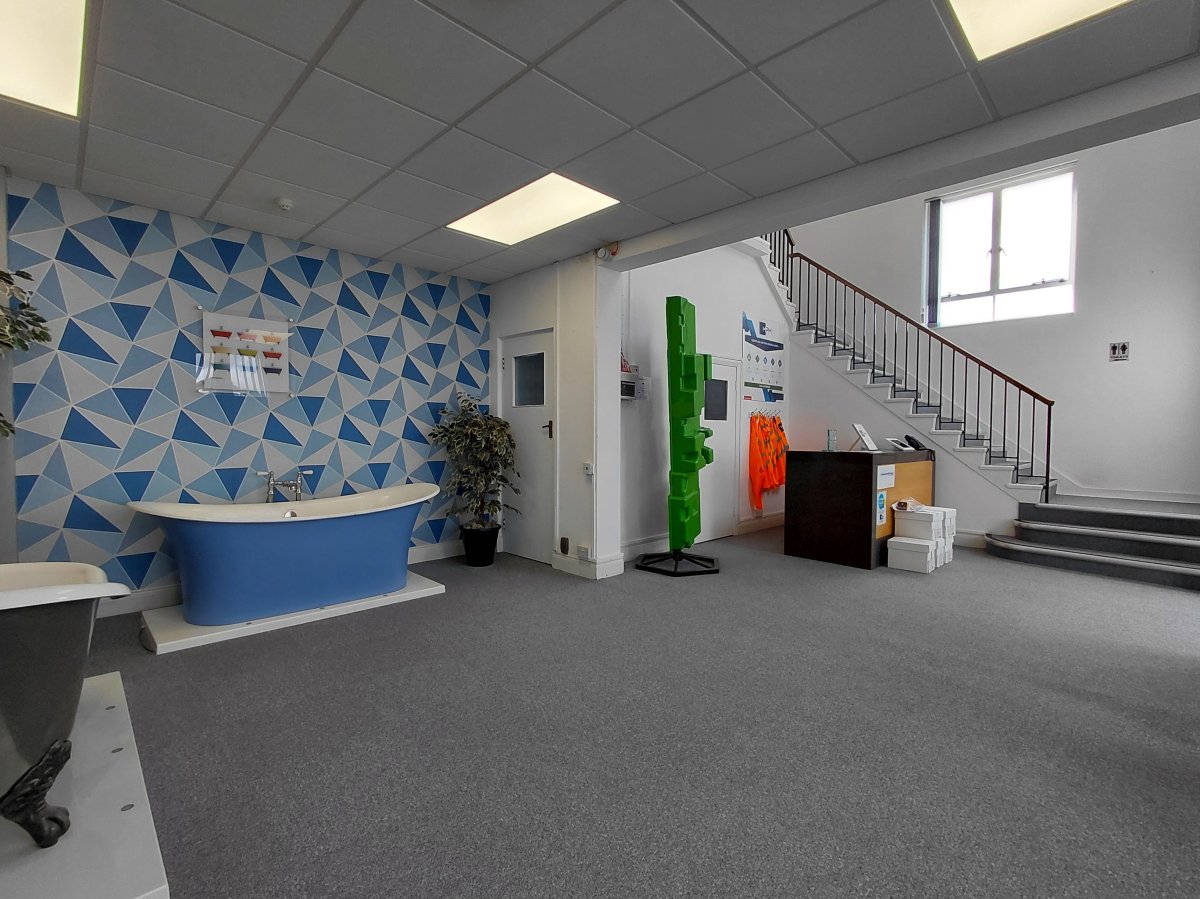 Industrial Unit in Stanley - photo 2